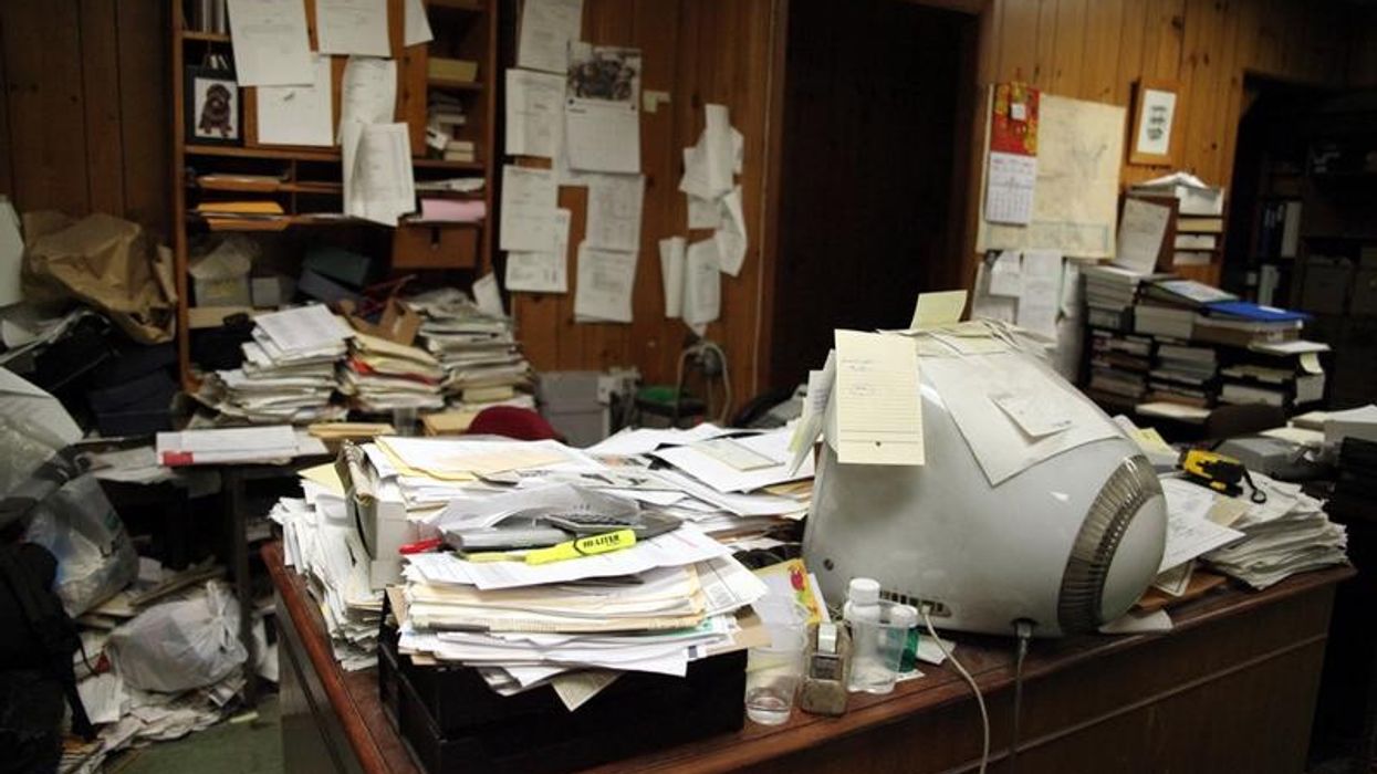 2015/07/messydesk.jpg