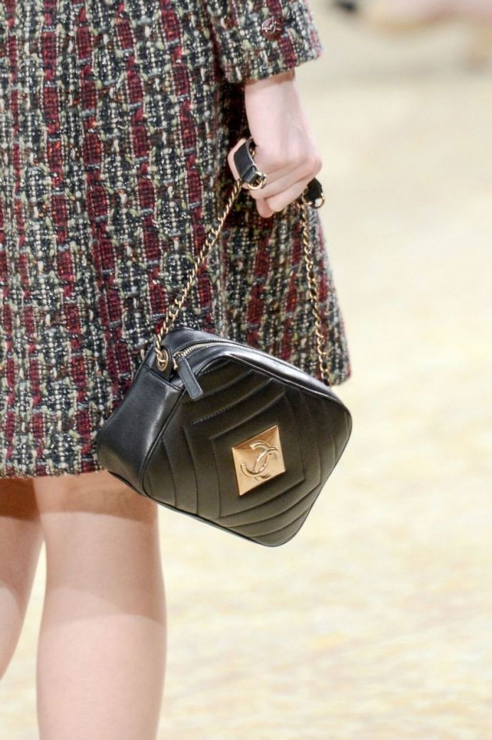 20151109161318000000