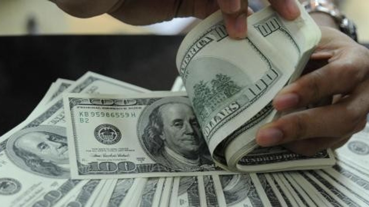 2016/01/100-dolar.jpg