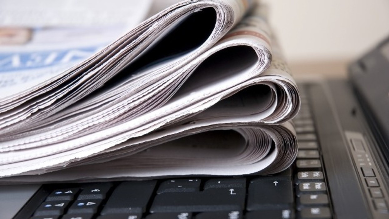 2016/01/39637Gazetat_dhe_mediat.jpg