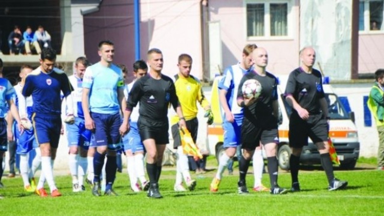 2016/01/ademi-prishtina-euml-sht-euml-vet-euml-m-nj-euml-ra-prej-12-klubeve-tjera-t-euml-superlig-euml-s_hd.jpg