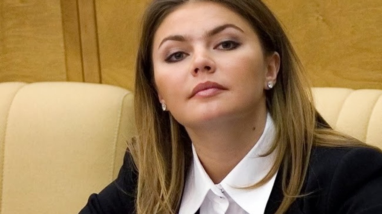 2016/01/alina-kabayeva.jpg