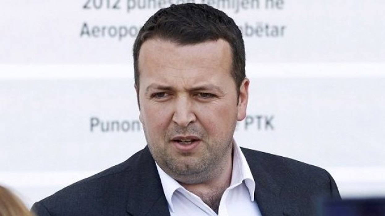 2016/01/arrestimi-i-asambleistit-t-euml-vet-euml-vendosjes-ylli-hoxha-video_hd.jpg
