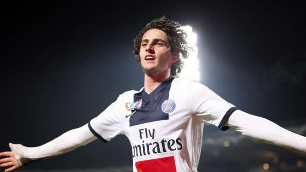 2016/01/arsenali-arrin-marr-euml-veshje-me-psg-p-euml-r-rabiot_hd.jpg