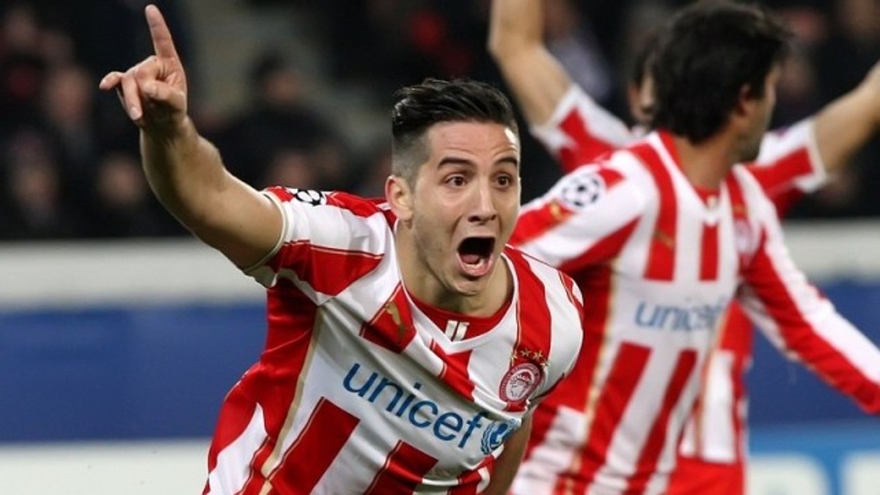 2016/01/arsenali-d-euml-shiron-manolas-p-euml-r-vermaelen_hd.jpg
