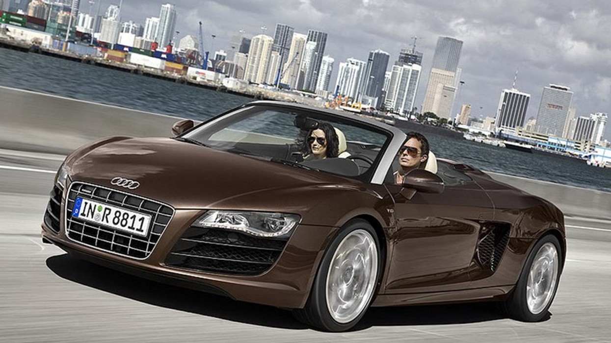 2016/01/Audi_R8_Spider.jpg