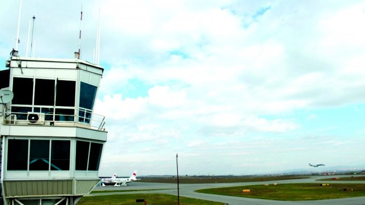 2016/01/auto_Aeroport1428990003.jpg