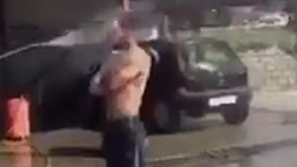 2016/01/autolarja-specifike-freskon-dhe-lan-euml-njer-euml-z-video_hd.jpg