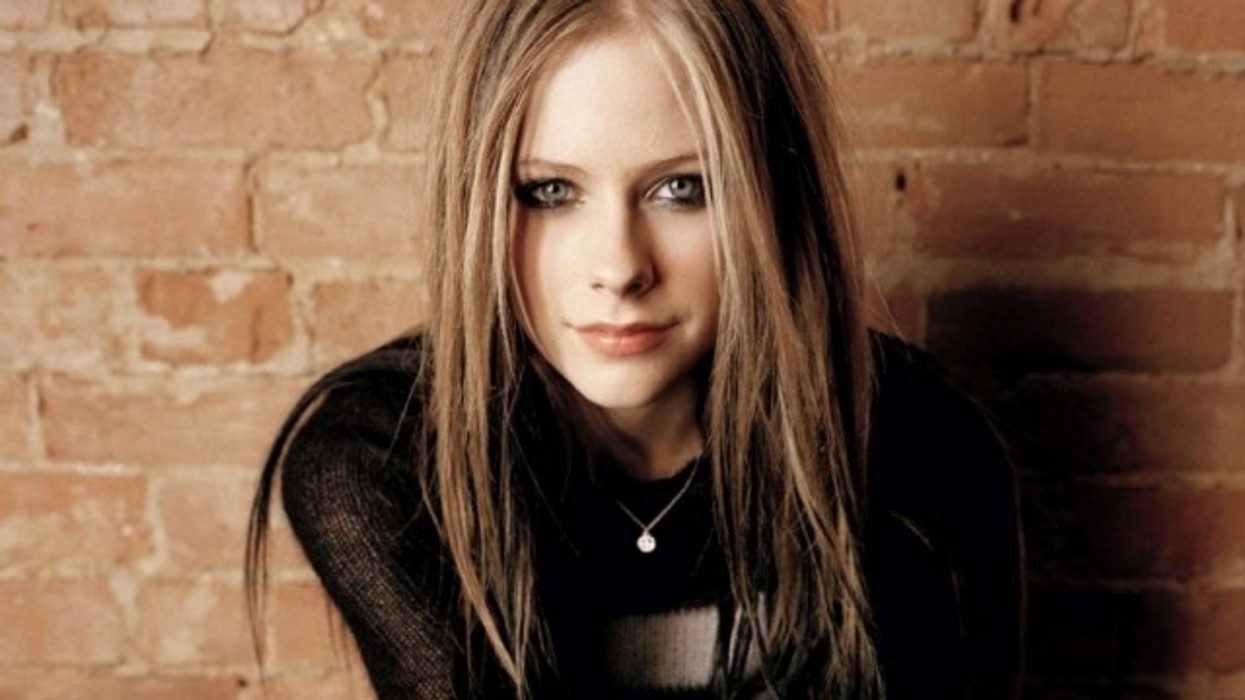 2016/01/avril-lavigne-kuzhiniere-e-zonja_hd.jpg
