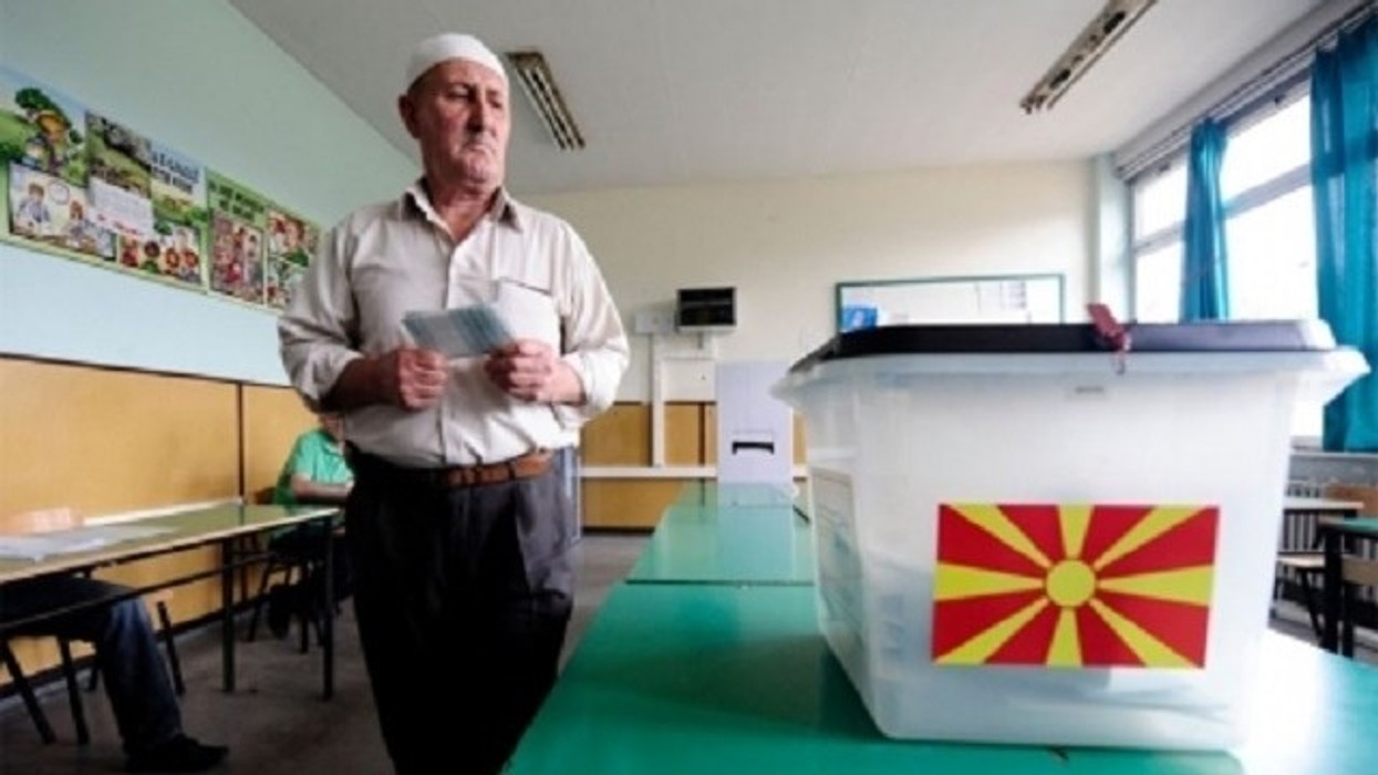 2016/01/badinteri-b-euml-het-pjes-euml-dhe-do-t-euml-vendos-n-euml-kshz-shqiptar-euml-t-faktorizohen_hd.jpg