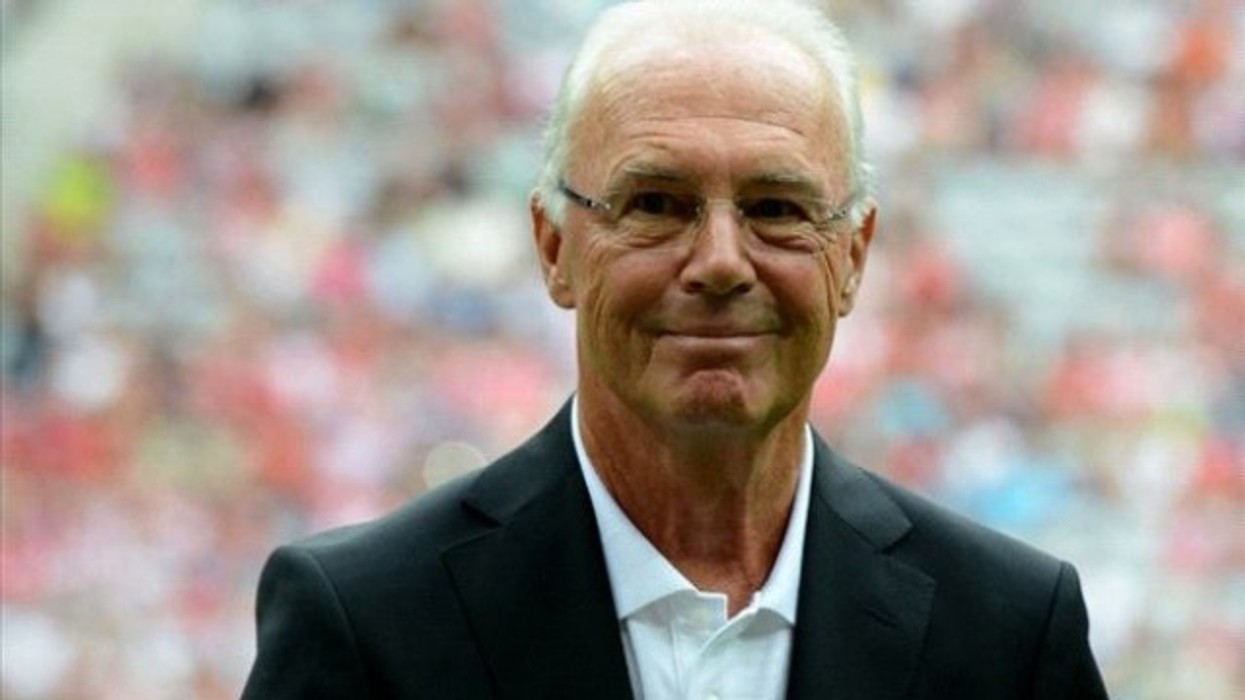 2016/01/beckenbauer-bayerni-n-euml-nivel-tjet-euml-r_hd.jpg