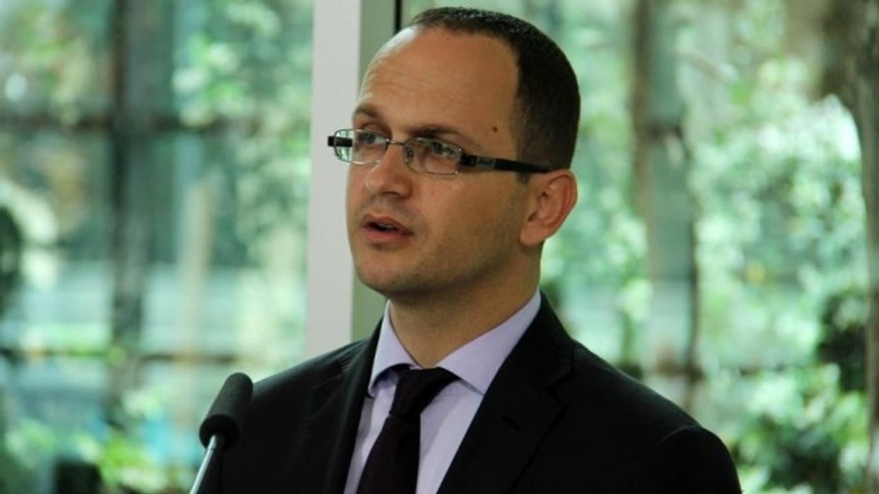2016/01/bushati-ccedil-euml-shtja-e-p-euml-rgjimeve-gjermane-do-t-euml-trajtohet-n-euml-kanale-diplomatike_hd.jpg