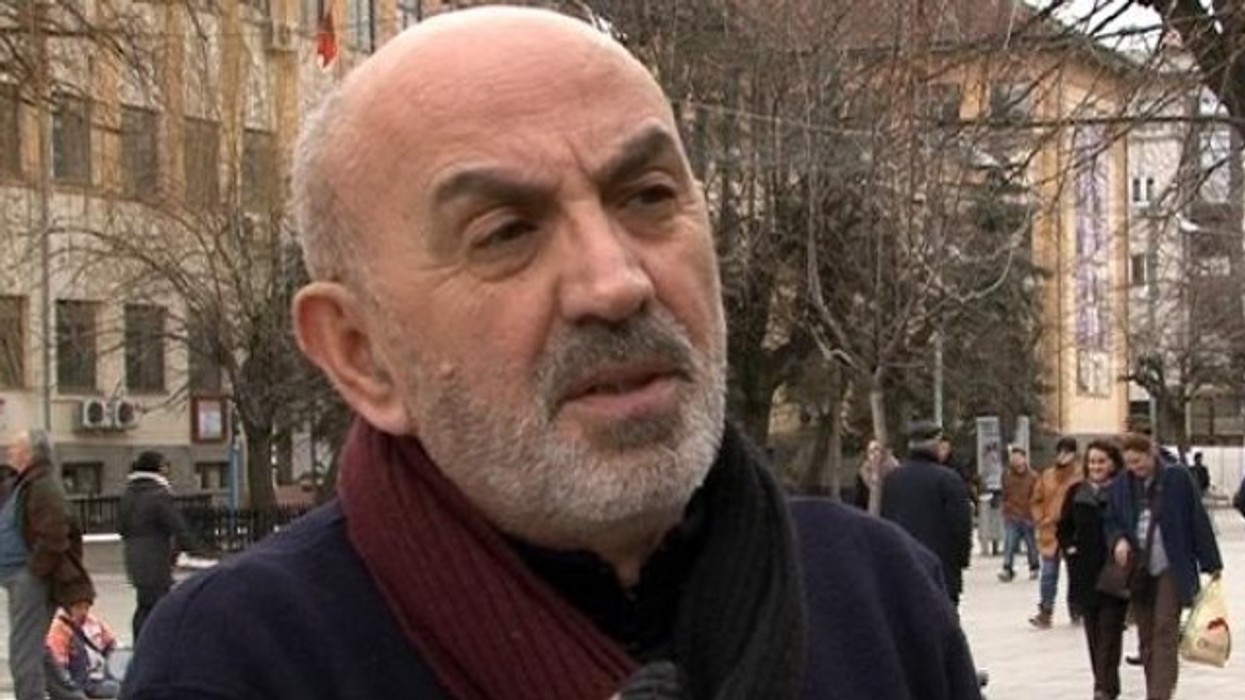 2016/01/ccedil-ka-euml-sht-euml-fituar-me-luft-euml-po-shk-euml-rdhehet-n-euml-paqe_hd.jpg