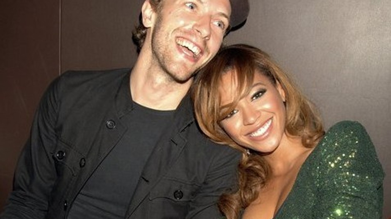 2016/01/coldplay-beyonce-song-e1448960405299.jpg