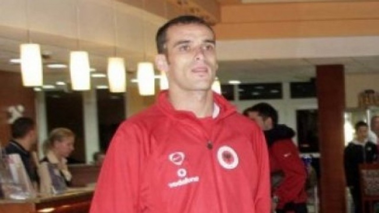 2016/01/curri-n-euml-bisedime-me-skuadra-ruse_hd.jpg