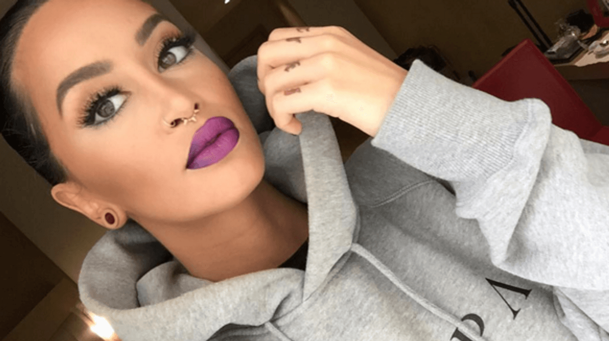 2016/01/dafina-zeqiri-e1445510068468.png