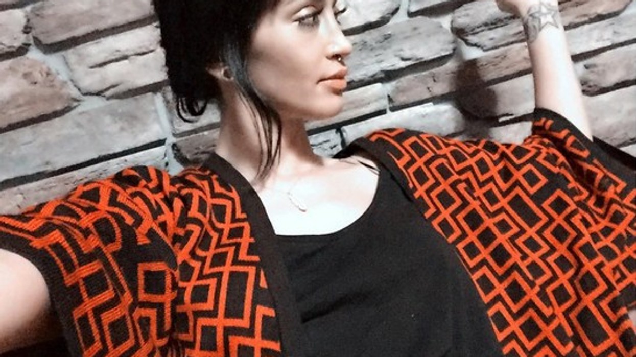 2016/01/dafina1.jpg