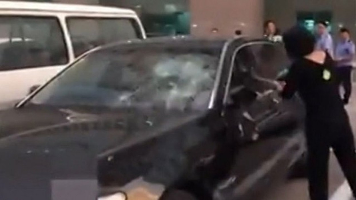 2016/01/e-tradhton-burri-gruaja-ia-demolon-bmw-n-euml-e-shtrenjt-euml-video_hd.jpg