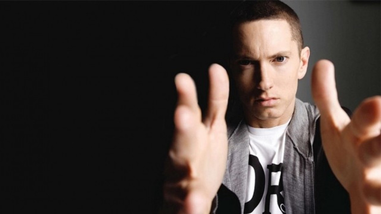 2016/01/eminemin-e-pret-padia-p-euml-r-vjedhjen-e-k-euml-ng-euml-s-ldquo-rap-god-rdquo-video_hd.jpg