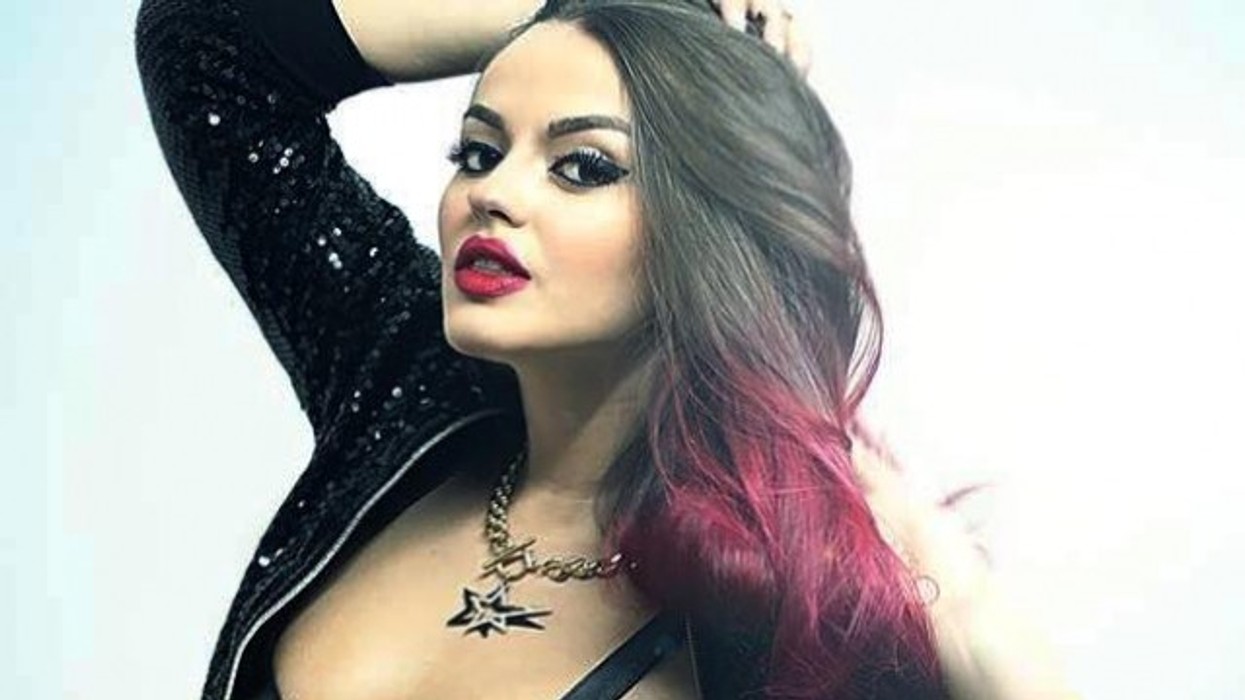 2016/01/enca-haxhia-nj-euml-baba-dim-euml-r-seksi-foto_hd.jpg