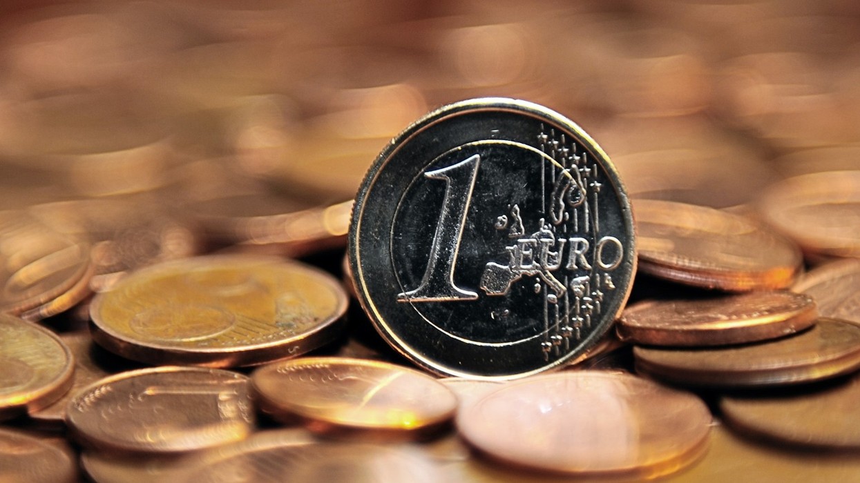 2016/01/euro_11.jpg