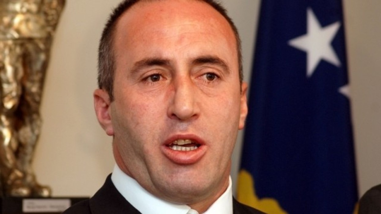 2016/01/haradinaj-tha-ccedil-i-fak-un-po-e-p-euml-rdor-si-kart-euml-p-euml-r-zgjedhje_hd.jpg