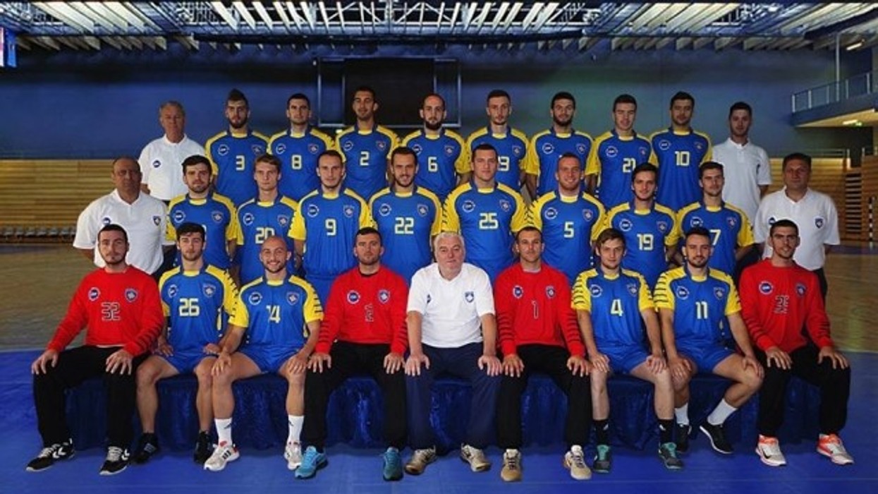 2016/01/hendbollist-euml-t-kosovar-euml-nisen-p-euml-r-t-euml-shkruar-historin-euml_hd.jpg
