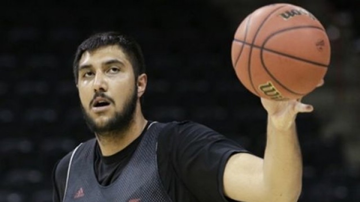 2016/01/i-pari-nga-india-q-euml-luan-n-euml-nba_hd.jpg