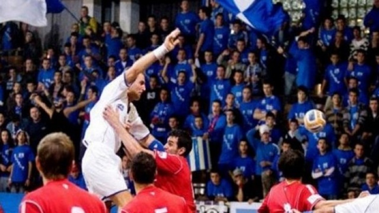 2016/01/ihf-k-euml-rkon-nga-ehf-ja-ta-pranoj-euml-fhk-n-euml_hd.jpg