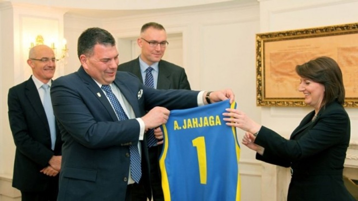 2016/01/jahjaga-pret-krer-euml-t-e-fiba-s_hd.jpg