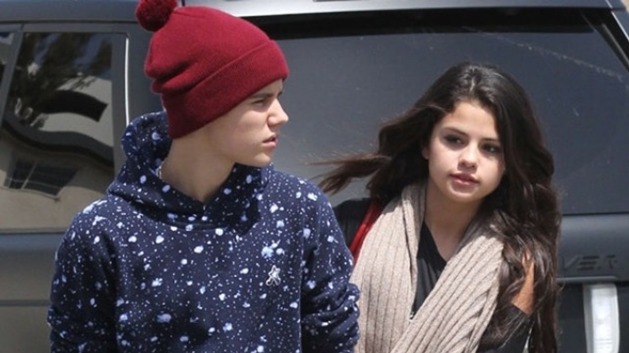 2016/01/justin-dhe-selena-kan-euml-video-seksi_hd.jpg