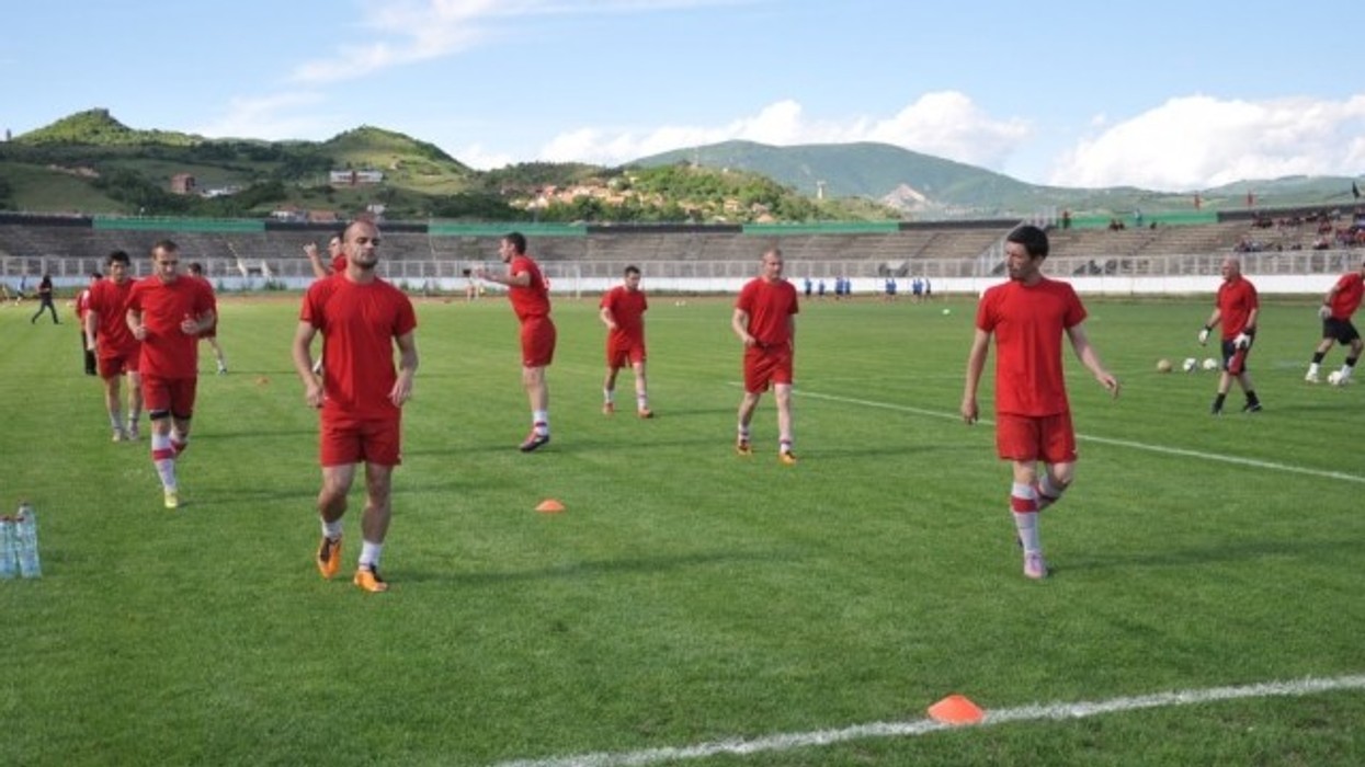 2016/01/kapiteni-i-hajvalis-euml-k-euml-rkon-llogari-nga-trajneri_hd.jpg