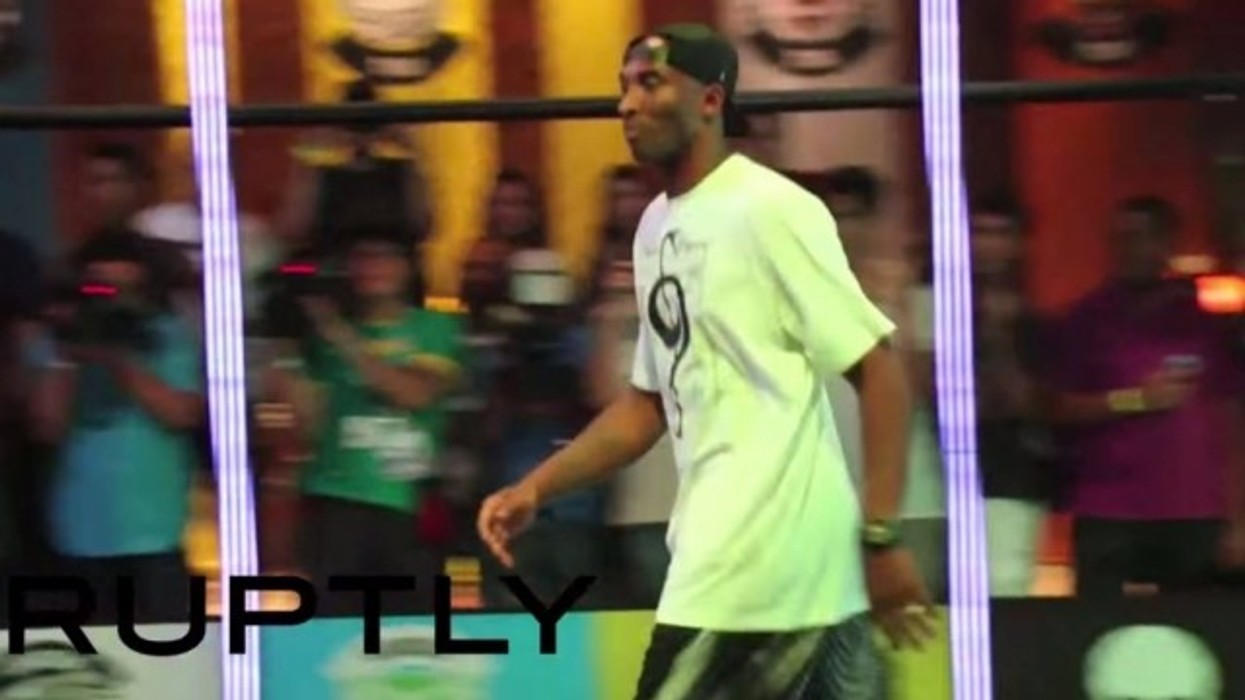 2016/01/kobe-bryant-tregon-aft-euml-sit-euml-e-tij-futbollistike-n-euml-brazil-video_hd.jpg