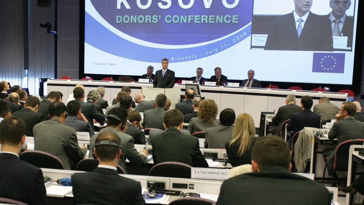 2016/01/Konferenca_e_Donatorëve_për_Kosovën_Telegrafi.jpg