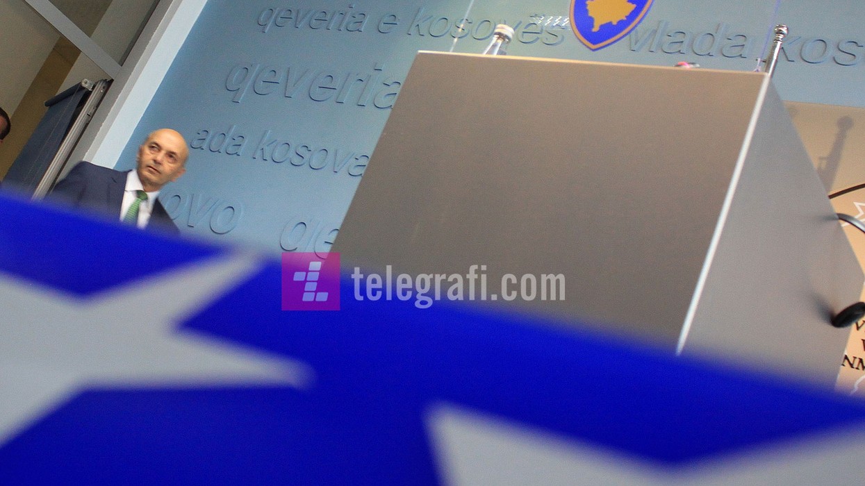 2016/01/Konference-Isa-Mustafa-foto-ridvan-slivova-1.jpg
