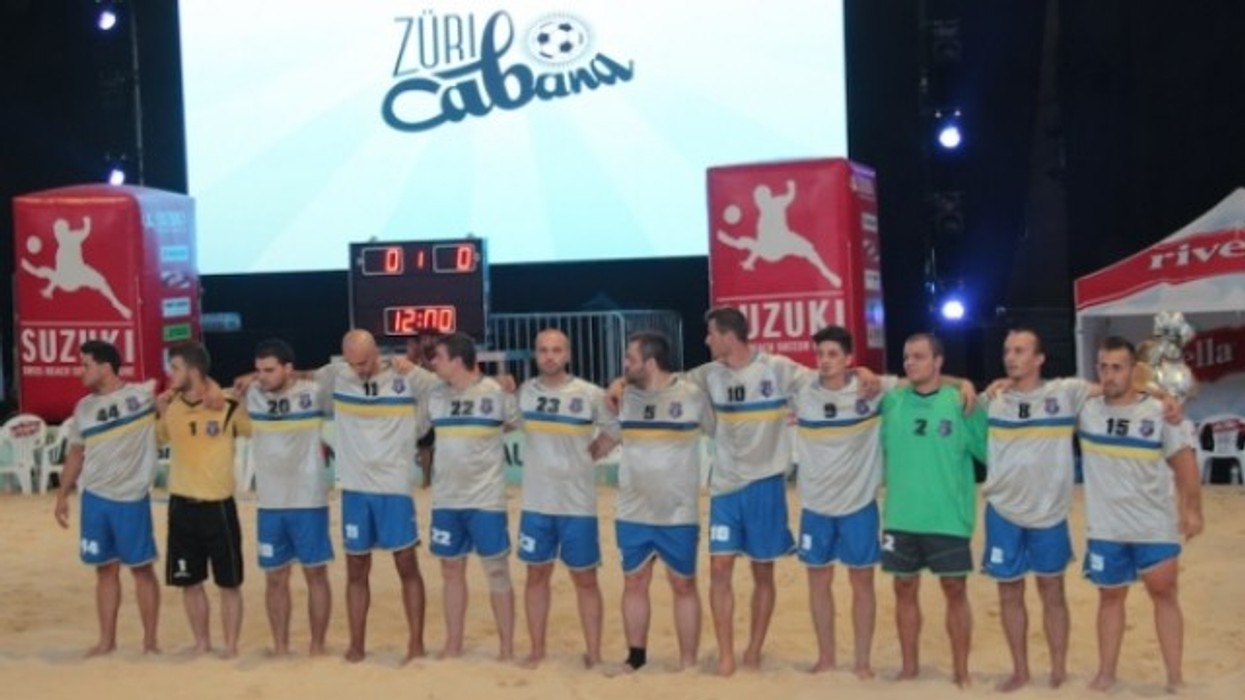 2016/01/kosova-debuton-me-humbje-n-euml-beach-soccer_2_2_2_hd.jpg