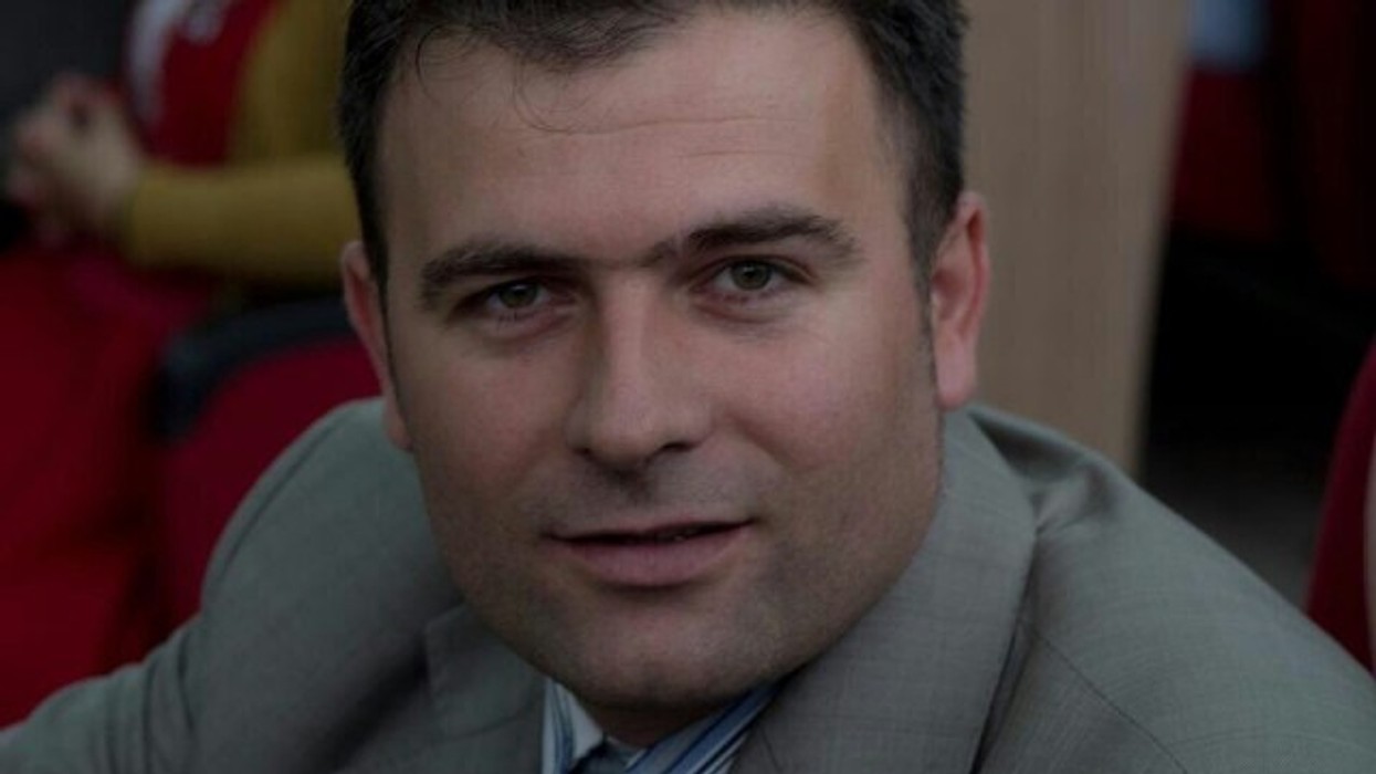 2016/01/kosova-me-2014-dhe-imazhi-i-shtetit-t-euml-ri-n-euml-instancat-nd-euml-rkomb-euml-tare_hd.jpg