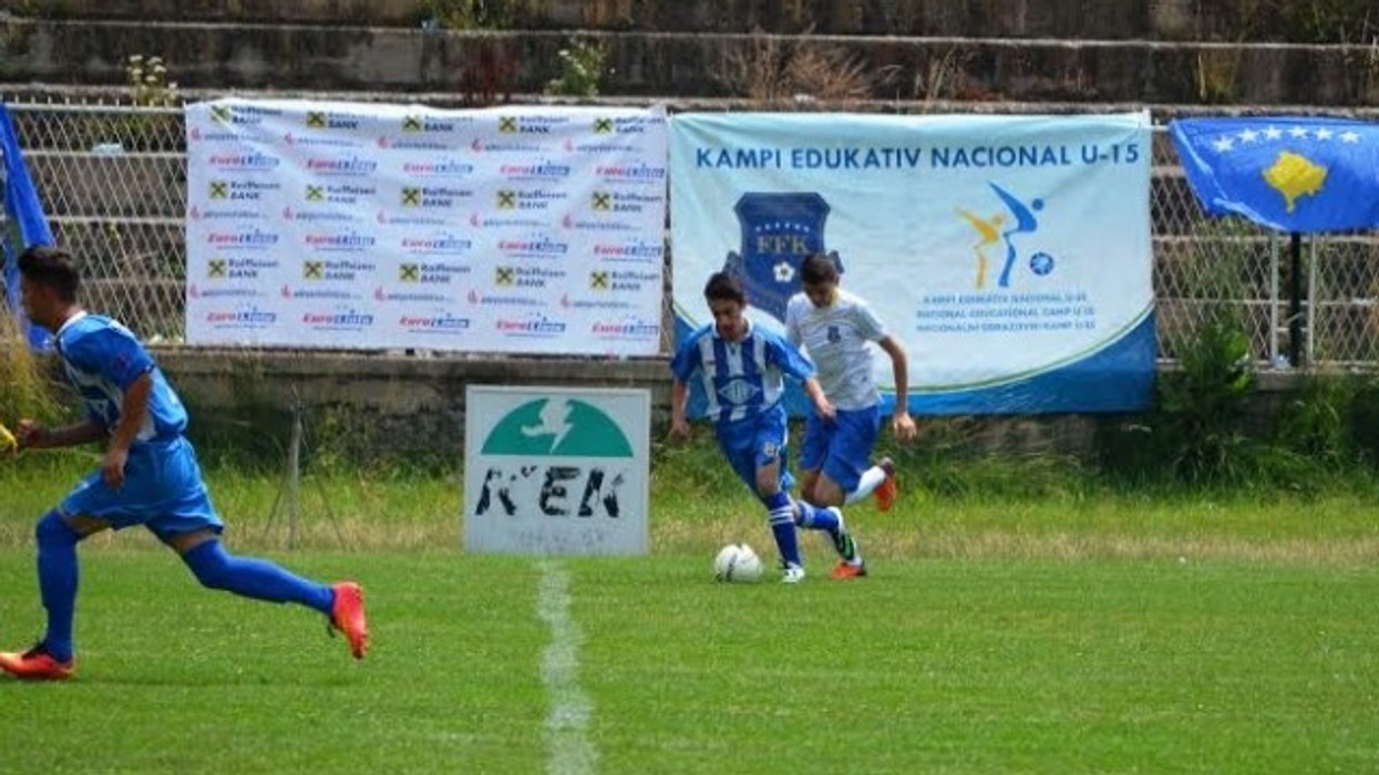 2016/01/kosova-po-nxjerr-talent-euml-t-e-futbollit-n-euml-u-15-video_hd.jpg