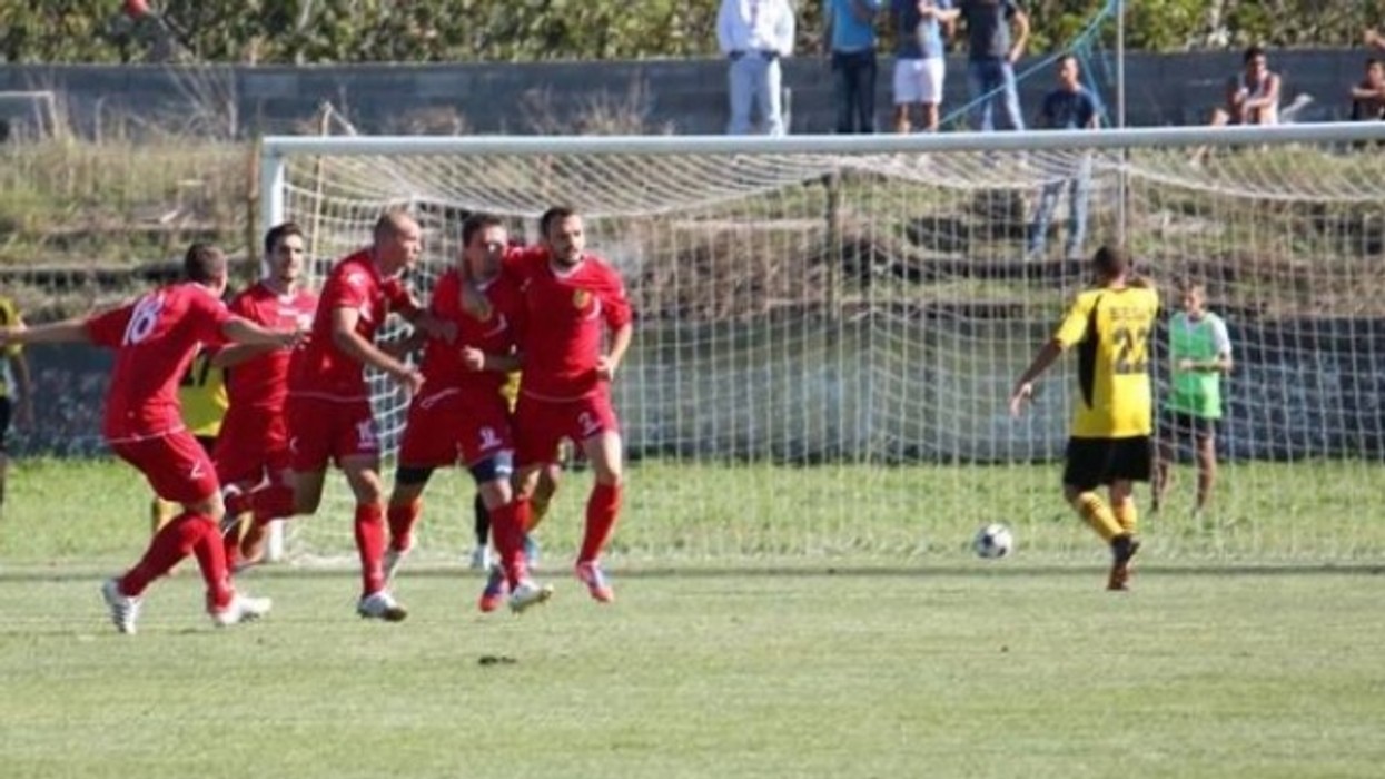 2016/01/krasniqi-dallim-i-ndjesh-euml-m-i-futbollit-kosov-euml-shqip-euml-ri_hd.jpg