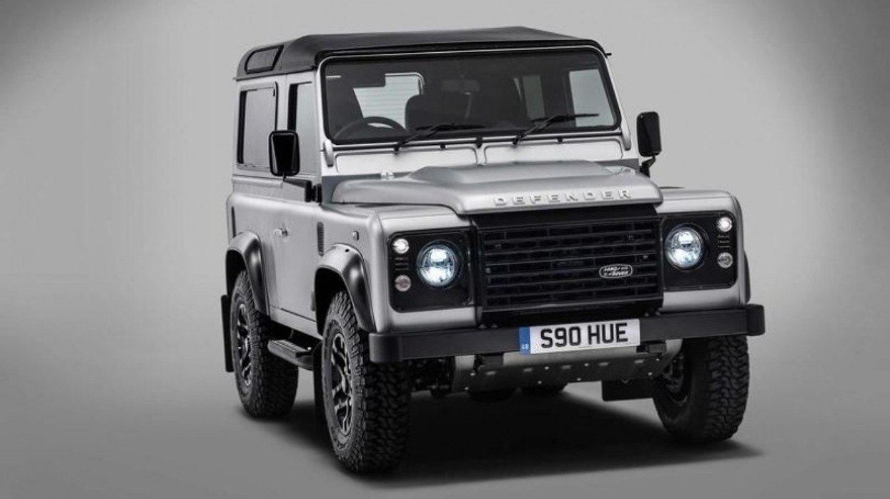 2016/01/Land-Rover-Defender.jpg