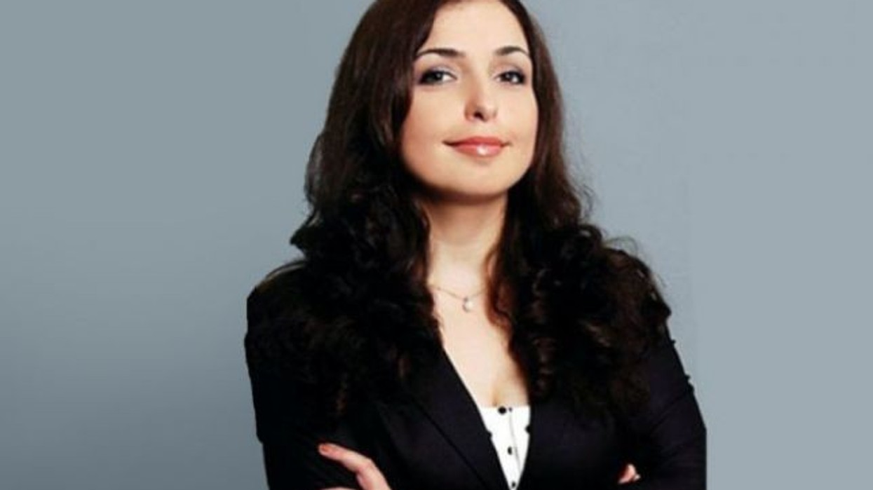 2016/01/largea_vjosa-osmani-71432578399.jpg