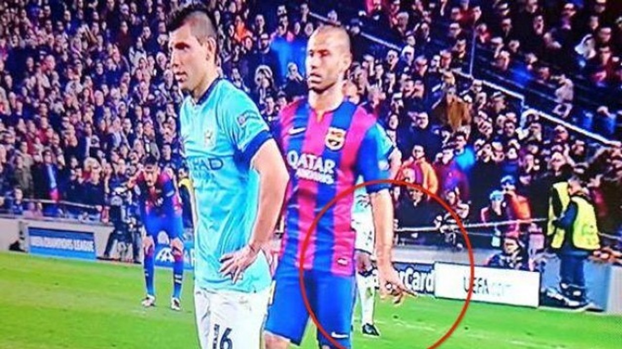 2016/01/mascherano-e-ka-ditur-ku-do-ta-gjuaj-euml-penaltin-euml-aguero-foto_hd.jpg