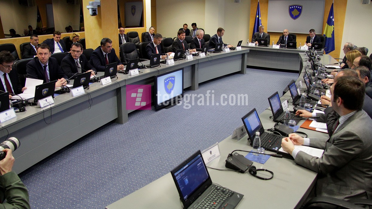 2016/01/Mbledhja-e-qeverise-foto-ridvan-slivova-003.jpg