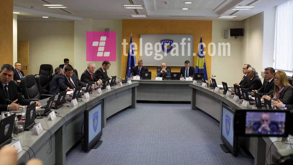 2016/01/Mbledhja-e-qeverise-foto-ridvan-slivova-01.jpg