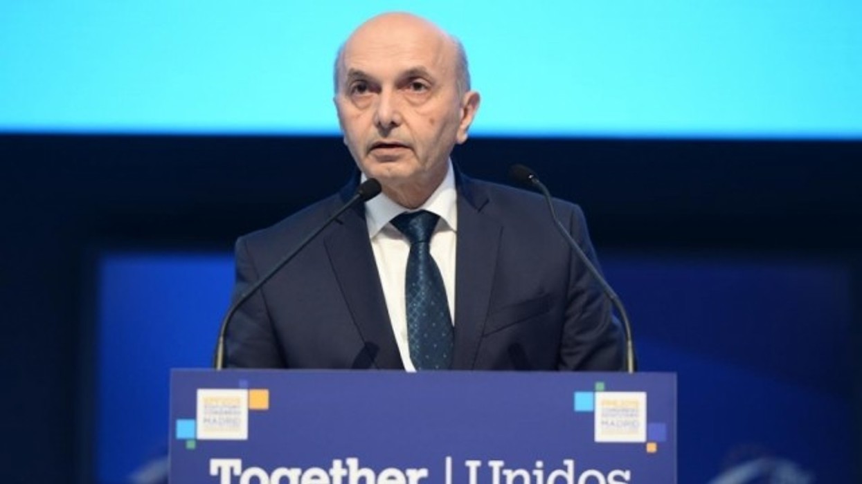 2016/01/mustafa-veprimet-e-opozit-euml-s-nuk-p-euml-rkrahen-nga-qytetar-euml-t_hd.jpg