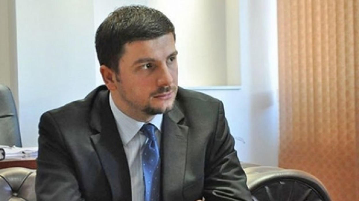 2016/01/n-euml-franc-euml-p-euml-r-nd-euml-rkomb-euml-tarizmin-e-sportit_hd.jpg