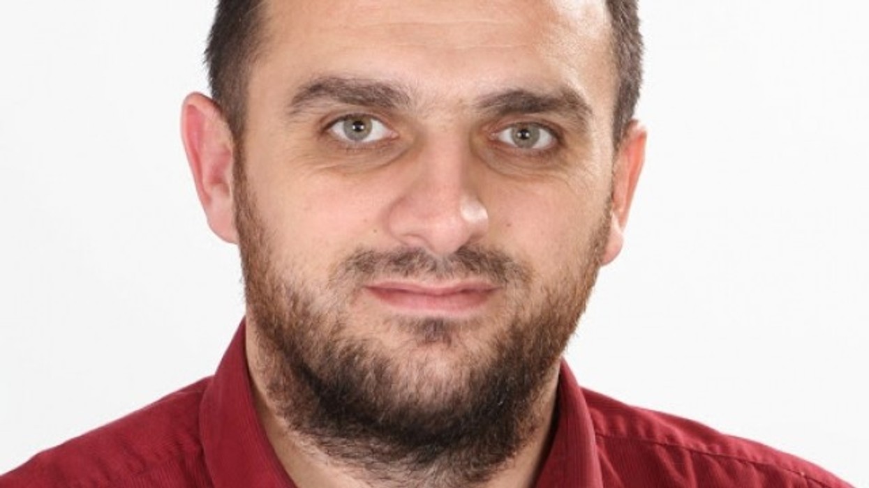 2016/01/ng-euml-r-ccedil-et-politike-n-euml-kuvend-pasoj-euml-e-ldquo-analfabetizmit-rdquo-t-euml-deputet-euml-ve_hd.jpg