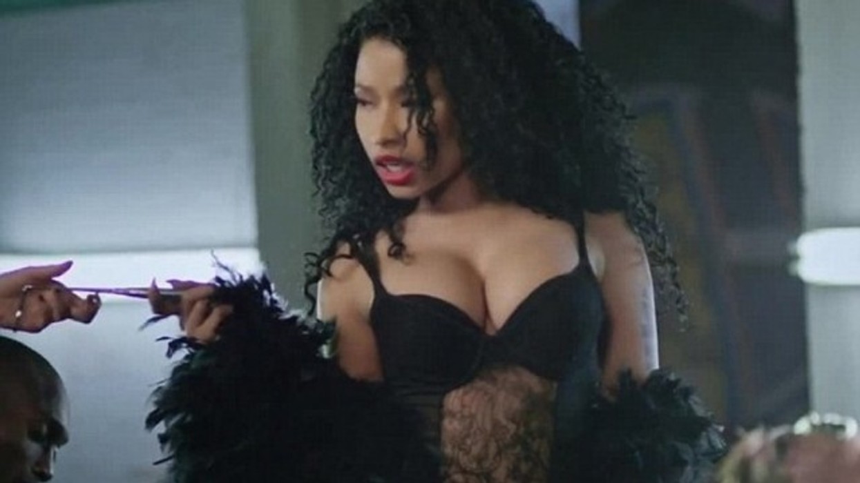2016/01/nicki-minaj-super-seksi-n-euml-klipn-e-ri-foto-video_hd.jpg