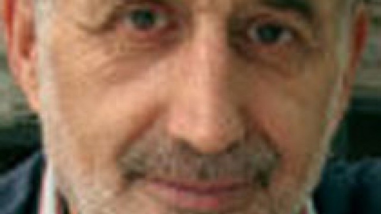 2016/01/nil-admirari_hd.jpg