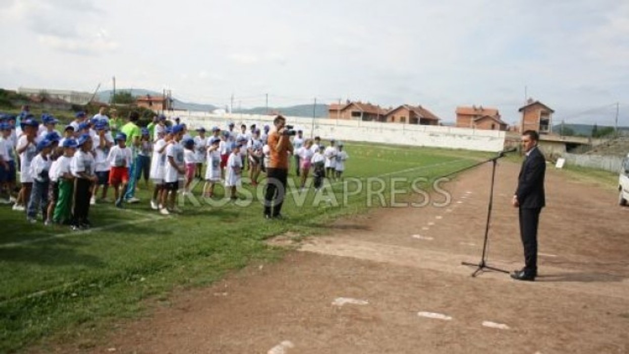 2016/01/nis-kampi-ldquo-shkolla-e-hapur-zbavit-euml-se-e-futbollit-rdquo_hd.jpg